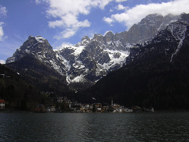 Vista dal lago