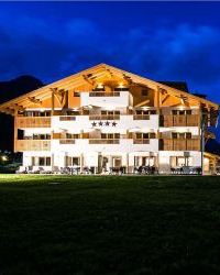 golden park hotel campitello