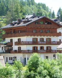 hotel-panda hotel-panda
