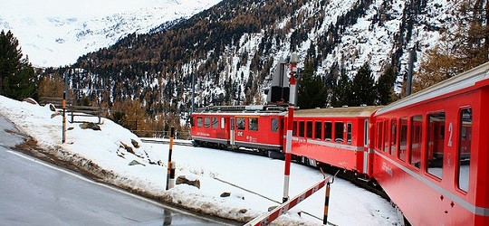 Il Trenino Rosso del Bernina, tra Italia e Svizzera