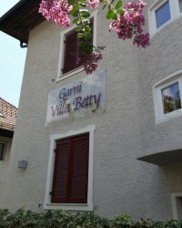 villabetty villabetty
