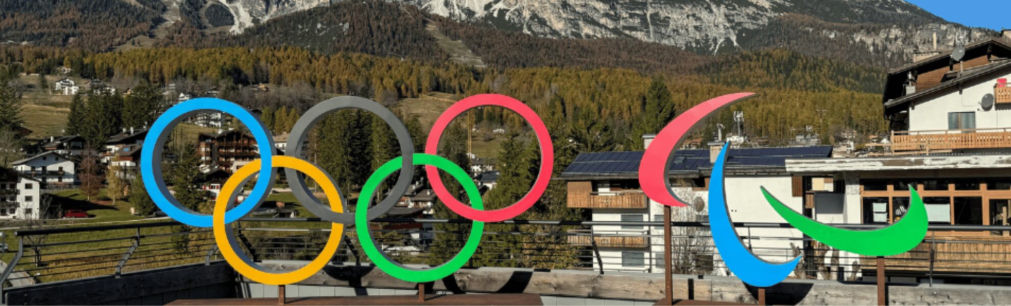 Immagine con loghi olimpiadi e paralimpiadi Invernali Milano-Cortina 2026